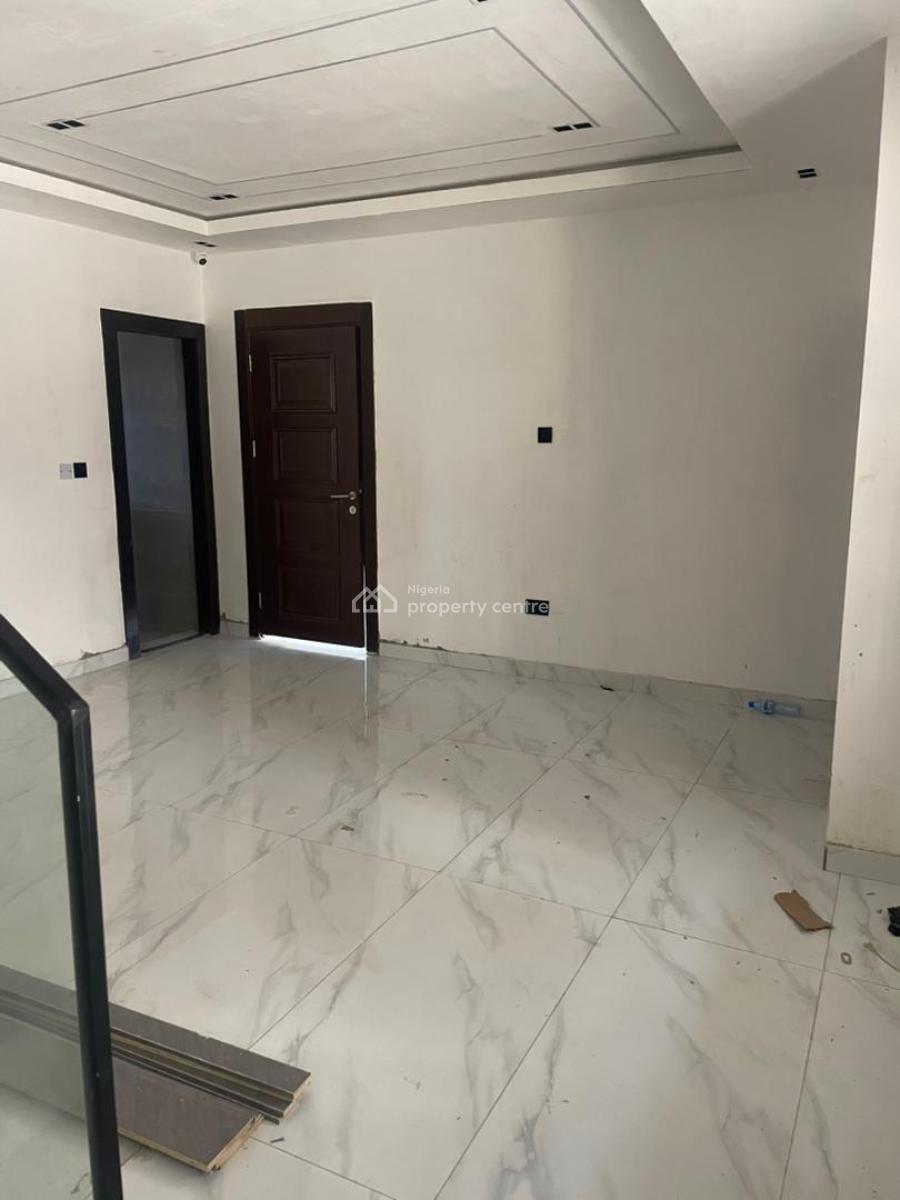 Luxury Units of 3 Bedroom Apartment, Lekki Phase 1, Lekki, Lagos, Flat / Apartment for Sale