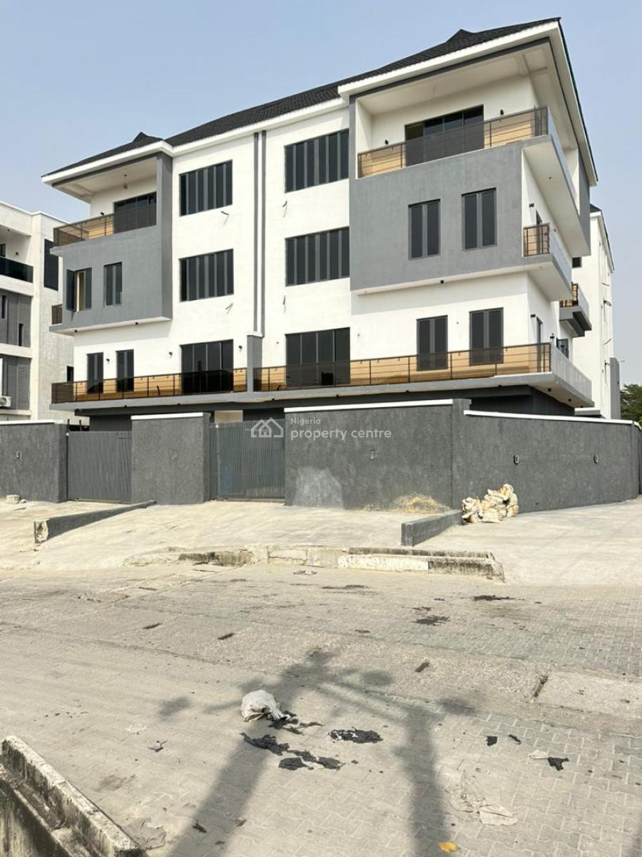 Standard 6 Bedroom Semi Detached Duplex with Two Bqs, Lekki Phase 1, Lekki, Lagos, Semi-detached Duplex for Sale