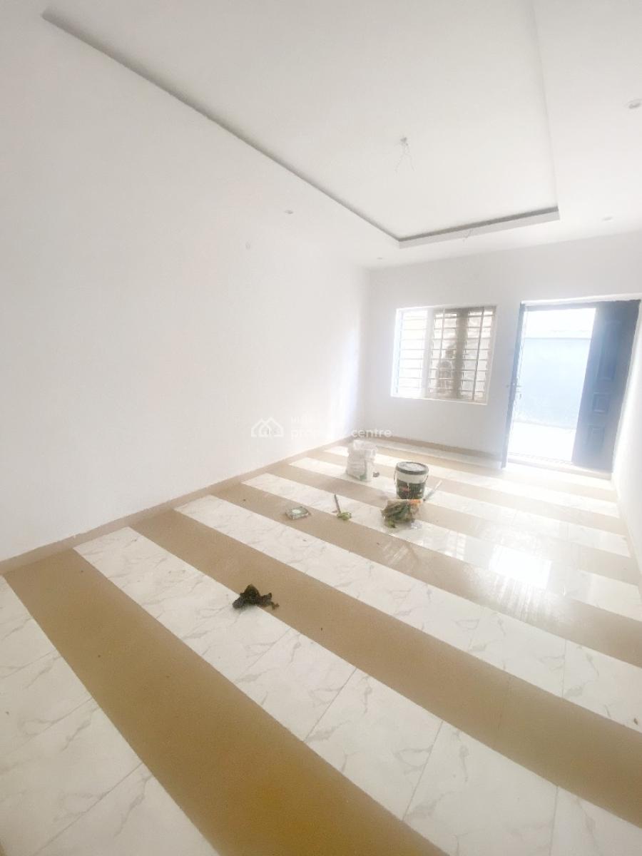 a Well Maintained Spacious 2 Bedroom Flat, Extension, Omole Phase 2, Ikeja, Lagos, Flat / Apartment for Sale