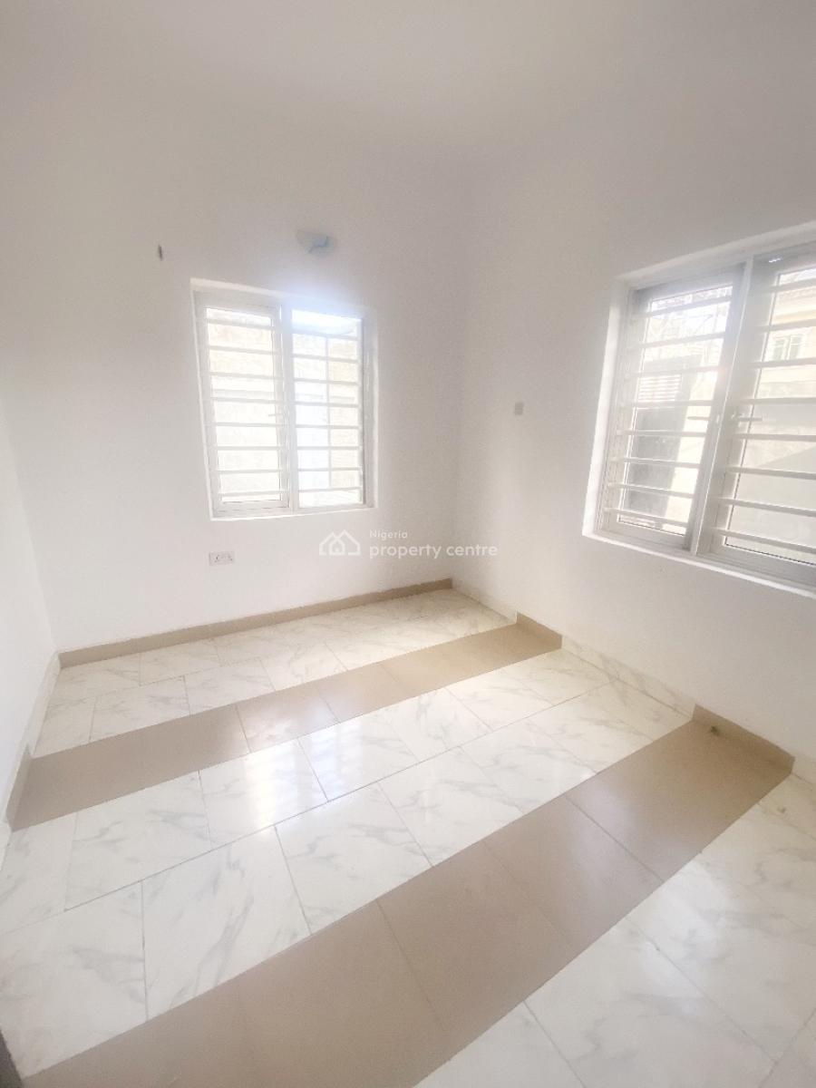 a Well Maintained Spacious 2 Bedroom Flat, Extension, Omole Phase 2, Ikeja, Lagos, Flat / Apartment for Sale