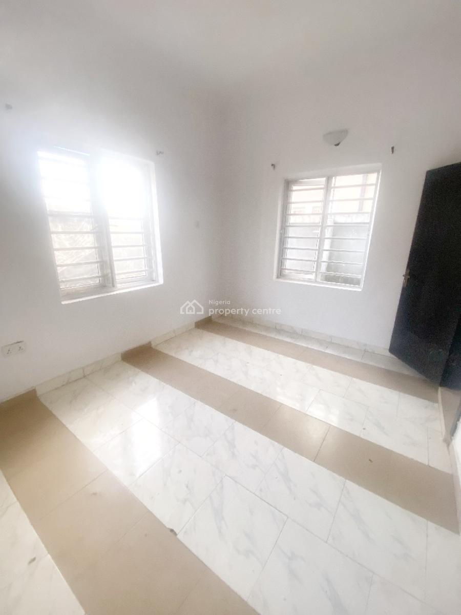 a Well Maintained Spacious 2 Bedroom Flat, Extension, Omole Phase 2, Ikeja, Lagos, Flat / Apartment for Sale