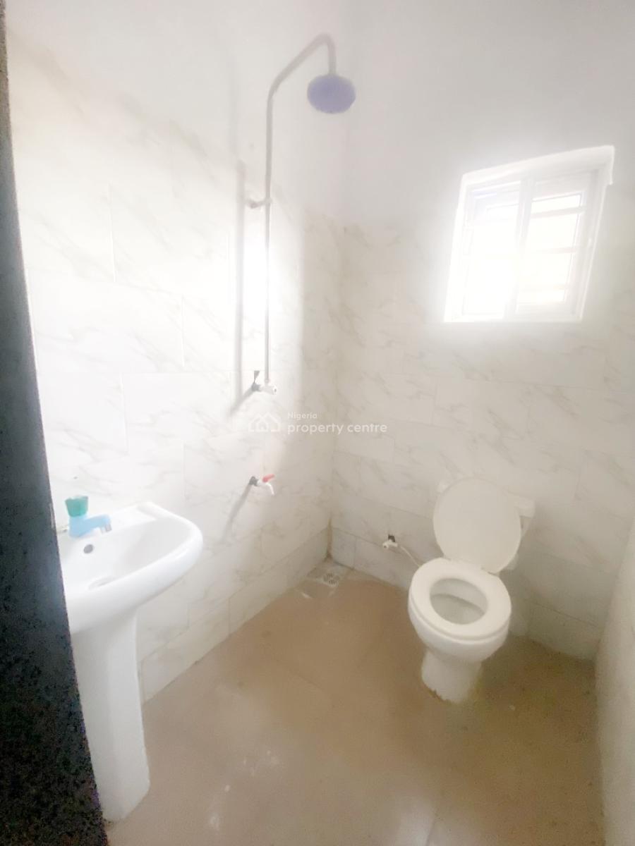 a Well Maintained Spacious 2 Bedroom Flat, Extension, Omole Phase 2, Ikeja, Lagos, Flat / Apartment for Sale