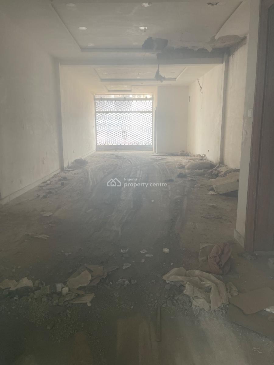 Strategic 40sqm Shop/office Space, Wuse 2, Abuja, Plaza / Complex / Mall for Rent