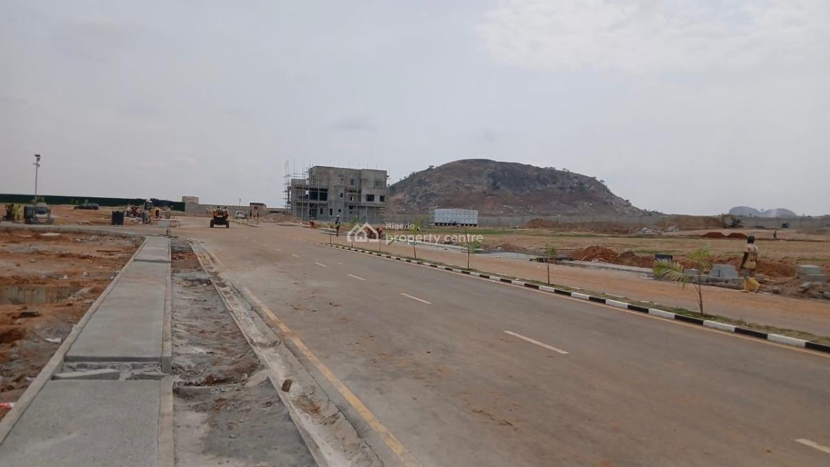Get a 350sqm Plot, Before Centenary City, Sabon Lugbe, Lugbe District, Abuja, Residential Land for Sale