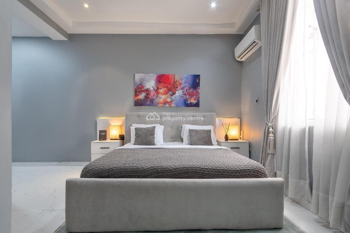 Beautiful Two Bedroom Apartment with Luxury Finishes, Lekki Phase 1, Lekki, Lagos, Flat / Apartment Short Let