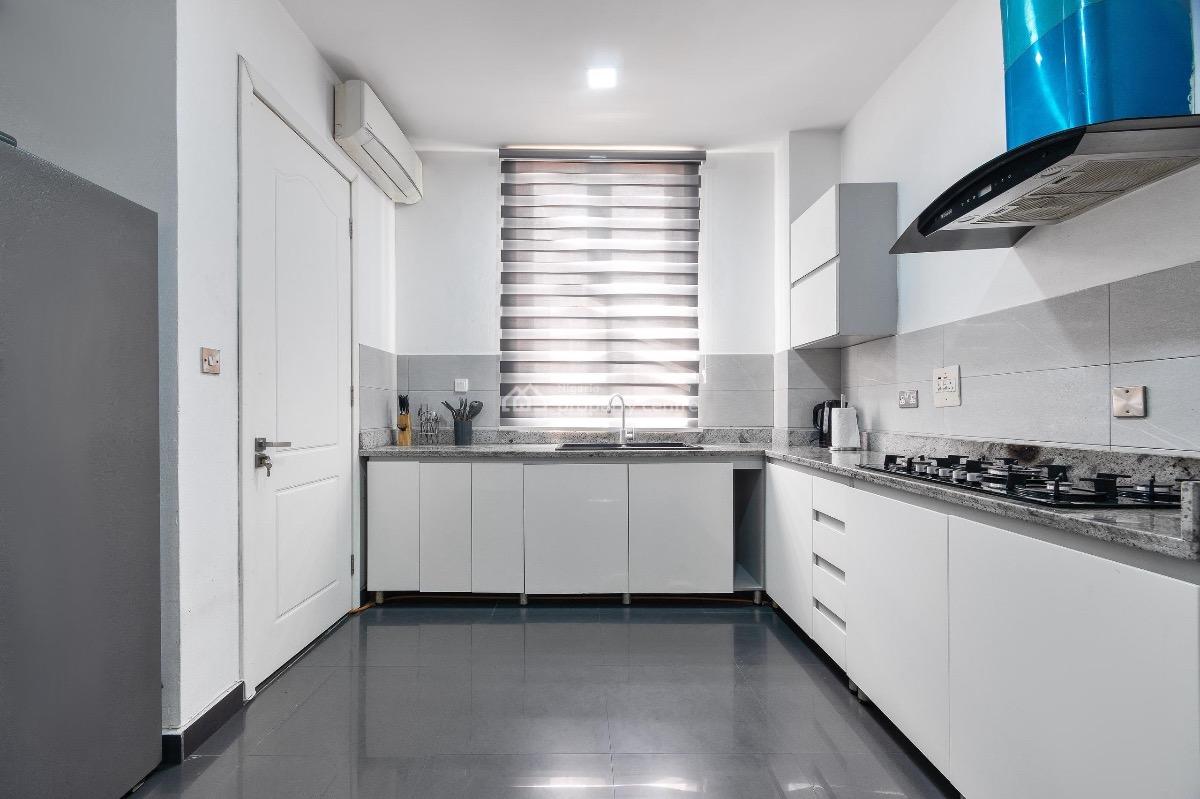 Beautiful Two Bedroom Apartment with Luxury Finishes, Lekki Phase 1, Lekki, Lagos, Flat / Apartment Short Let