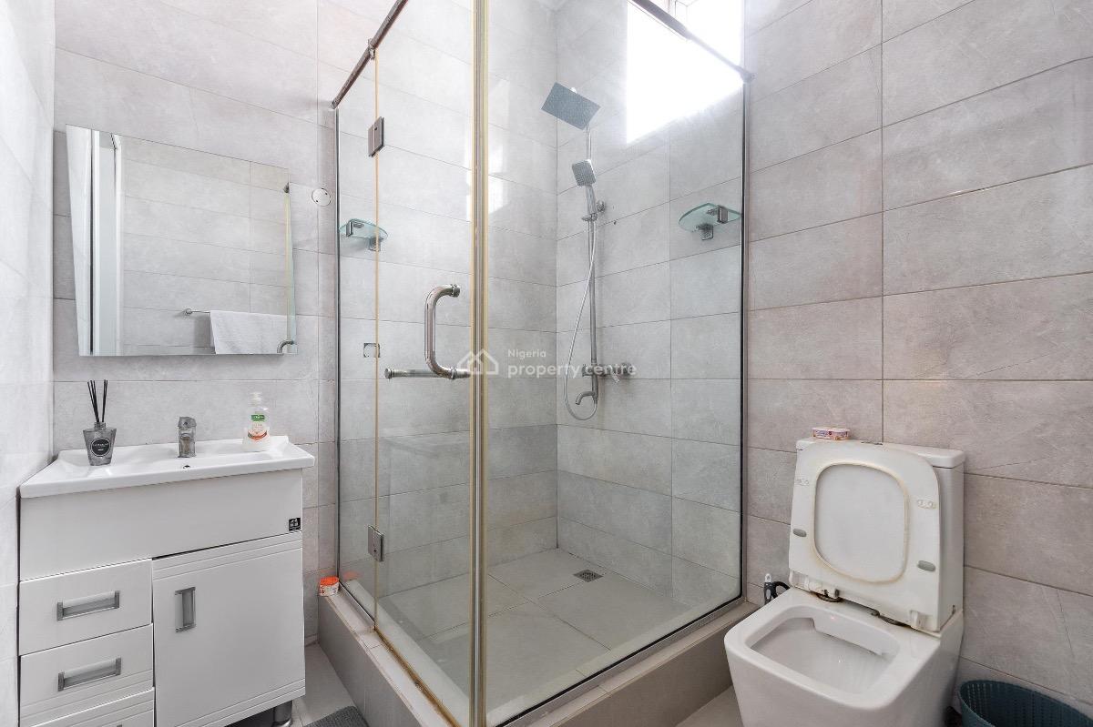 Beautiful Two Bedroom Apartment with Luxury Finishes, Lekki Phase 1, Lekki, Lagos, Flat / Apartment Short Let