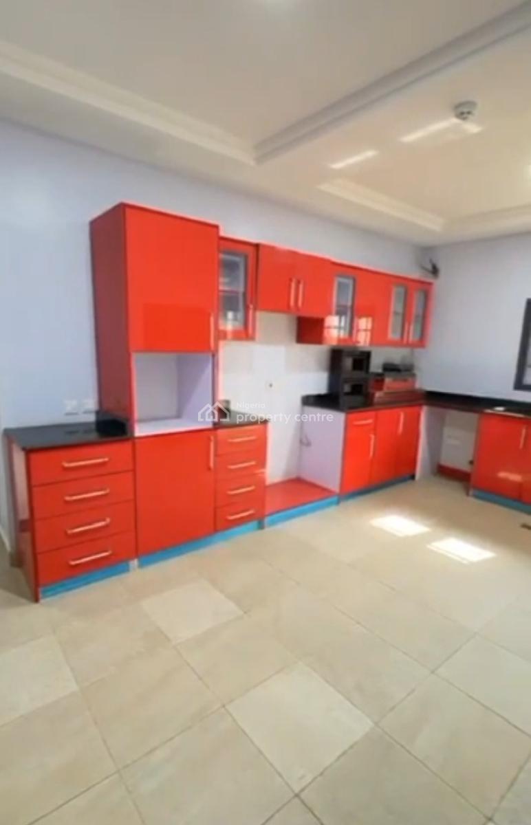 Luxurious 6 Units of 3 Bedroom Flat, Guzape District, Abuja, Flat / Apartment for Rent
