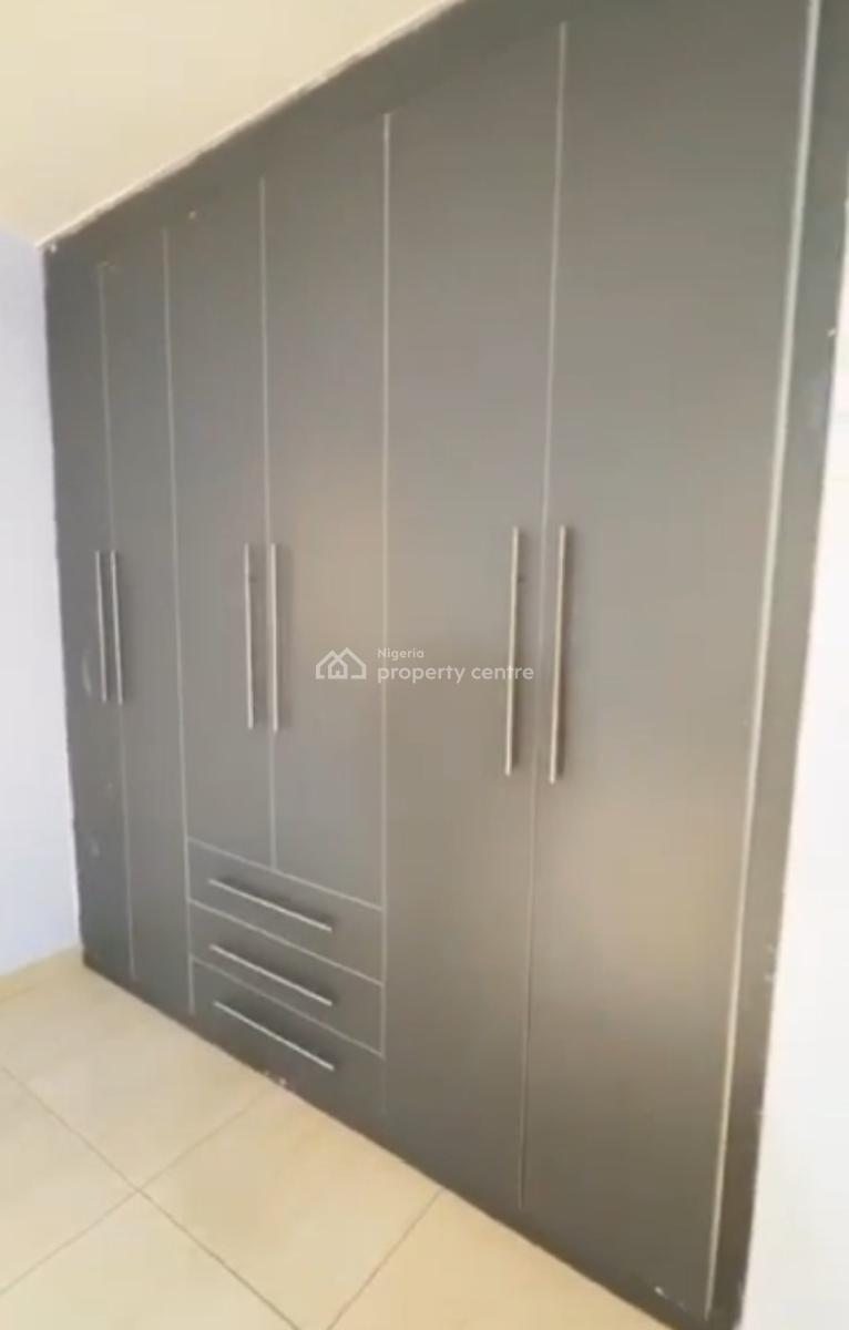 Luxurious 6 Units of 3 Bedroom Flat, Guzape District, Abuja, Flat / Apartment for Rent