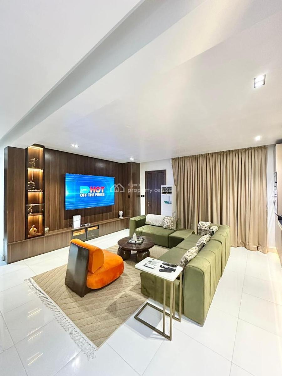 Fully Furnished 2 Bedroom Apartments with Elevator , Pool and a Gym., Lekki Phase 1, Lekki, Lagos, Flat / Apartment for Rent