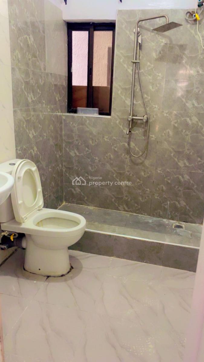 Luxury Room Self Contain Apartment, in The Heart of Lekki Please 1, Lekki Phase 1, Lekki, Lagos, Flat / Apartment for Rent