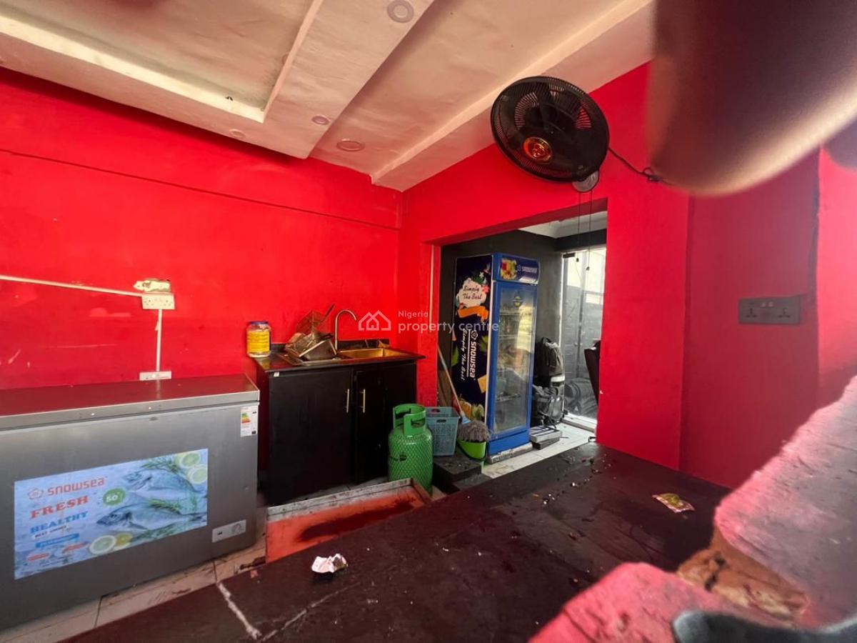 Office Space in a Fantastic Location, Emma Abimbola, Lekki Phase 1, Lekki, Lagos, Shop for Rent