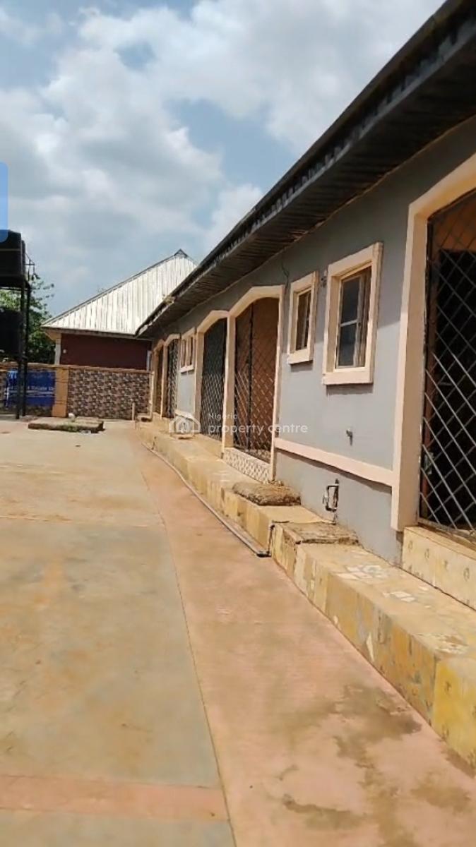 Semi Direct Brief, By Shaka Poly, Eyean Community, Off Egba Community, Off Benin Auchi., Ikpoba Okha, Edo, Block of Flats for Sale