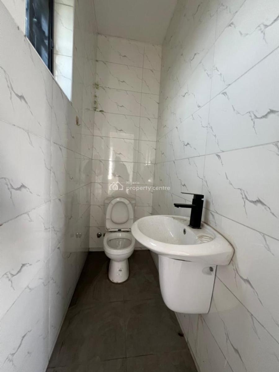 2 Bedroom Apartment, Ologolo, Lekki, Lagos, Flat / Apartment for Rent