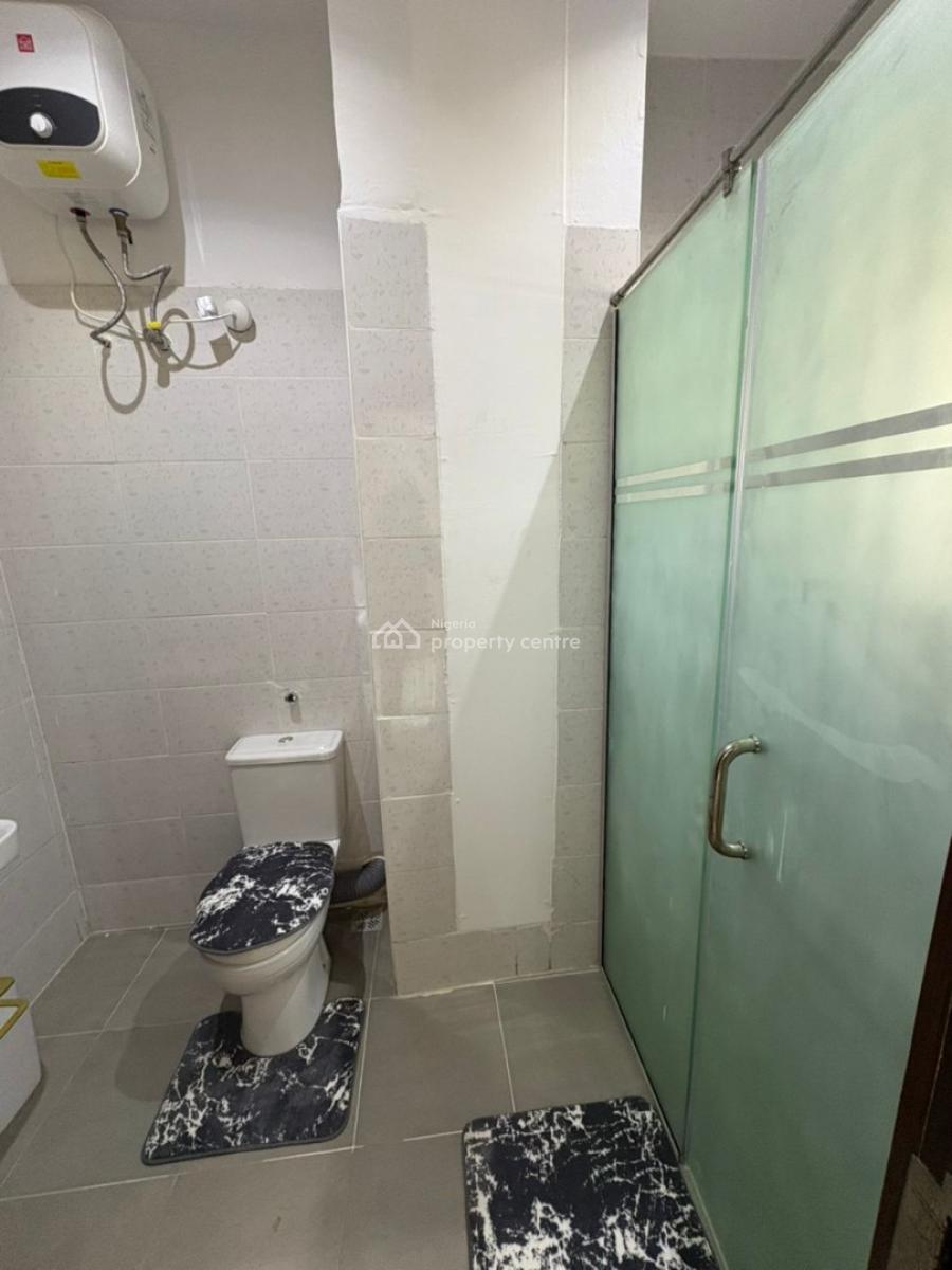 Fully Furnished and Serviced 3 Bedroom Penthouse Apartment, Lekki Phase One, Lekki, Lagos, Flat / Apartment for Rent