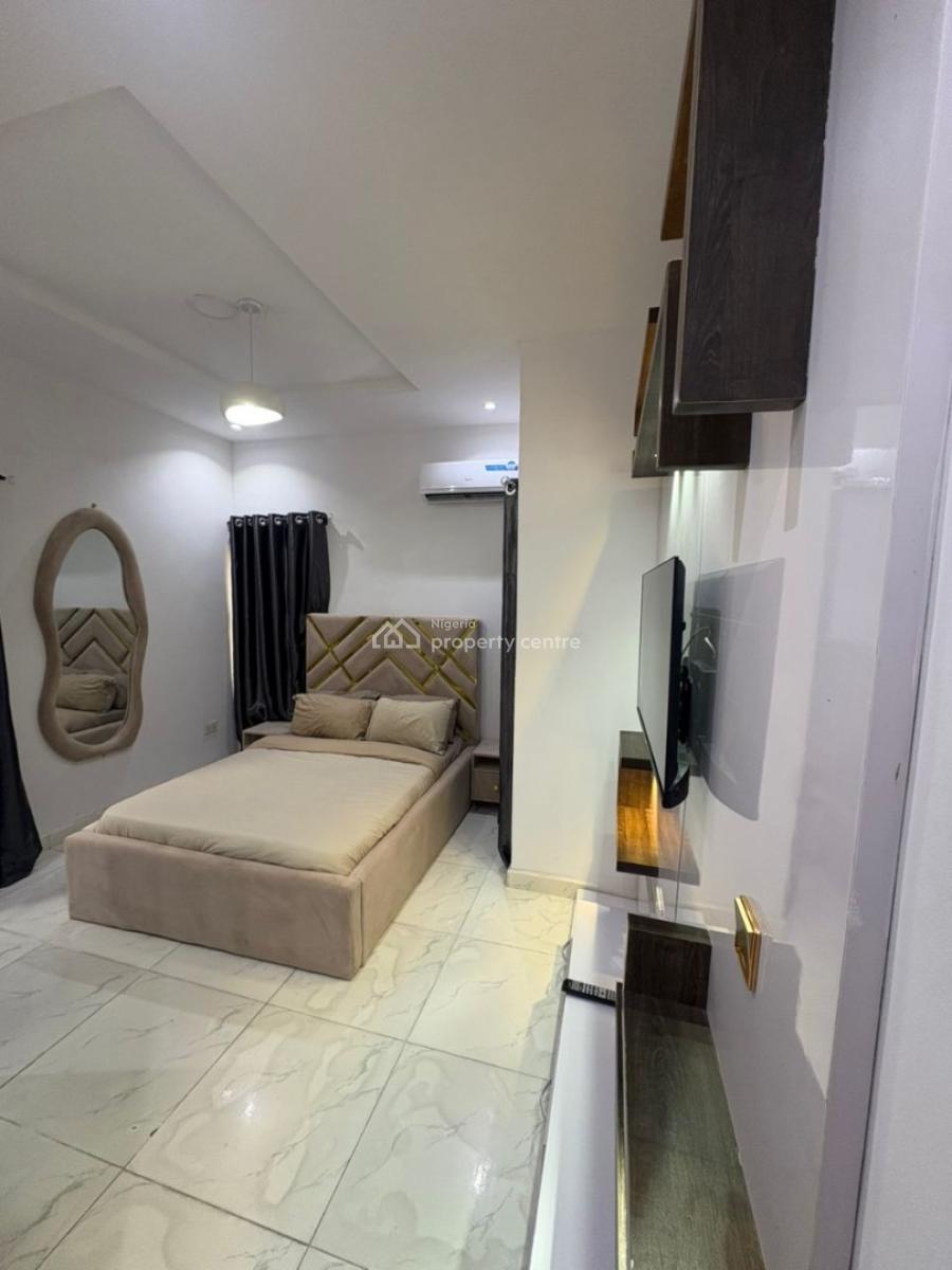 Fully Furnished and Serviced 3 Bedroom Penthouse Apartment, Lekki Phase One, Lekki, Lagos, Flat / Apartment for Rent