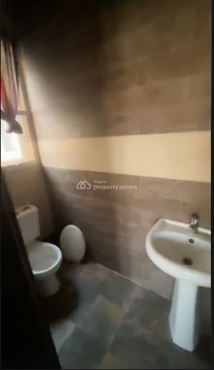 2 Bedroom Apartment Upstairs, Orchid Rd, Lekki Phase 2, Lekki, Lagos, House for Rent