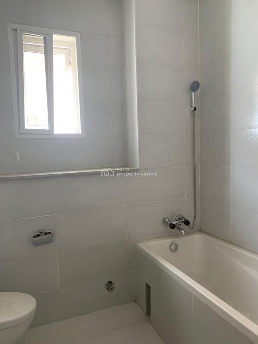 Superb 4-bedroom Semidetached Duplex, Twin-lake Estate, Chevron Bustop, Lekki Expressway, Lekki, Lagos, Semi-detached Duplex for Rent