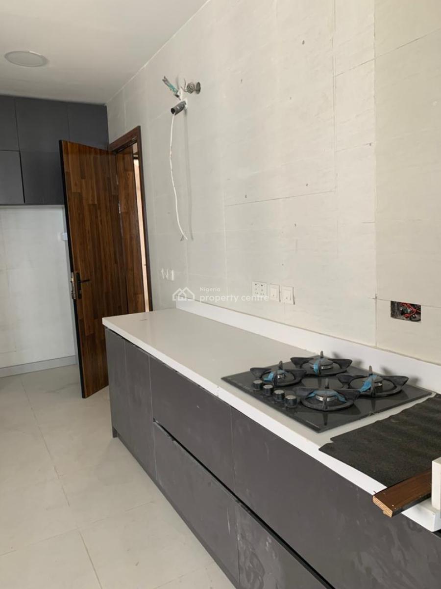 Superb 4-bedroom Semidetached Duplex, Twin-lake Estate, Chevron Bustop, Lekki Expressway, Lekki, Lagos, Semi-detached Duplex for Rent