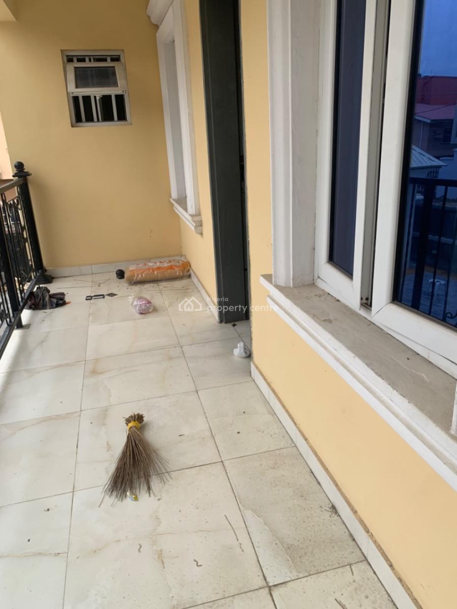 Spacious Miniflat, Ologolo, Lekki, Lagos, Mini Flat (room and Parlour) for Rent