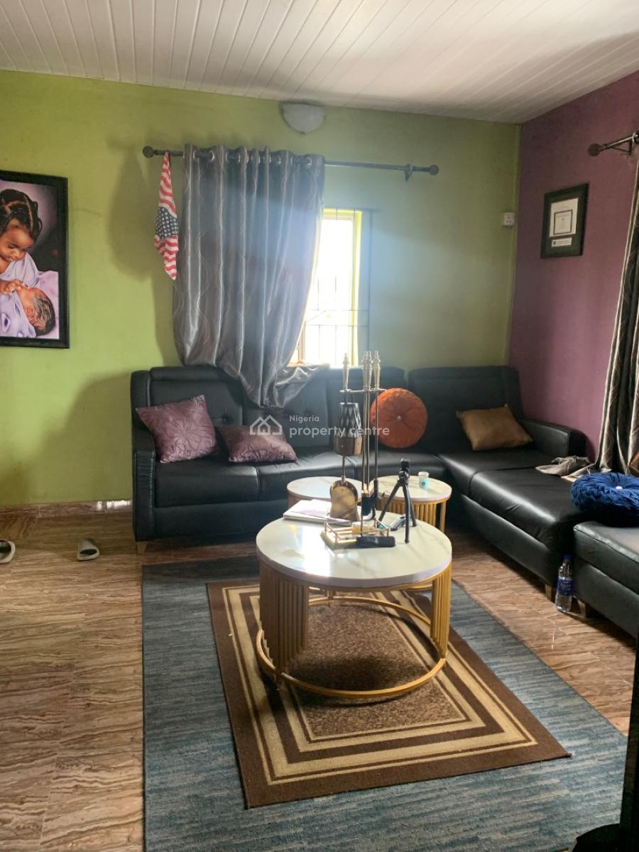 a Well Maintained 2 Bedroom Flat, Orchid Road, Lekki Phase 2, Lekki, Lagos, Flat / Apartment for Rent