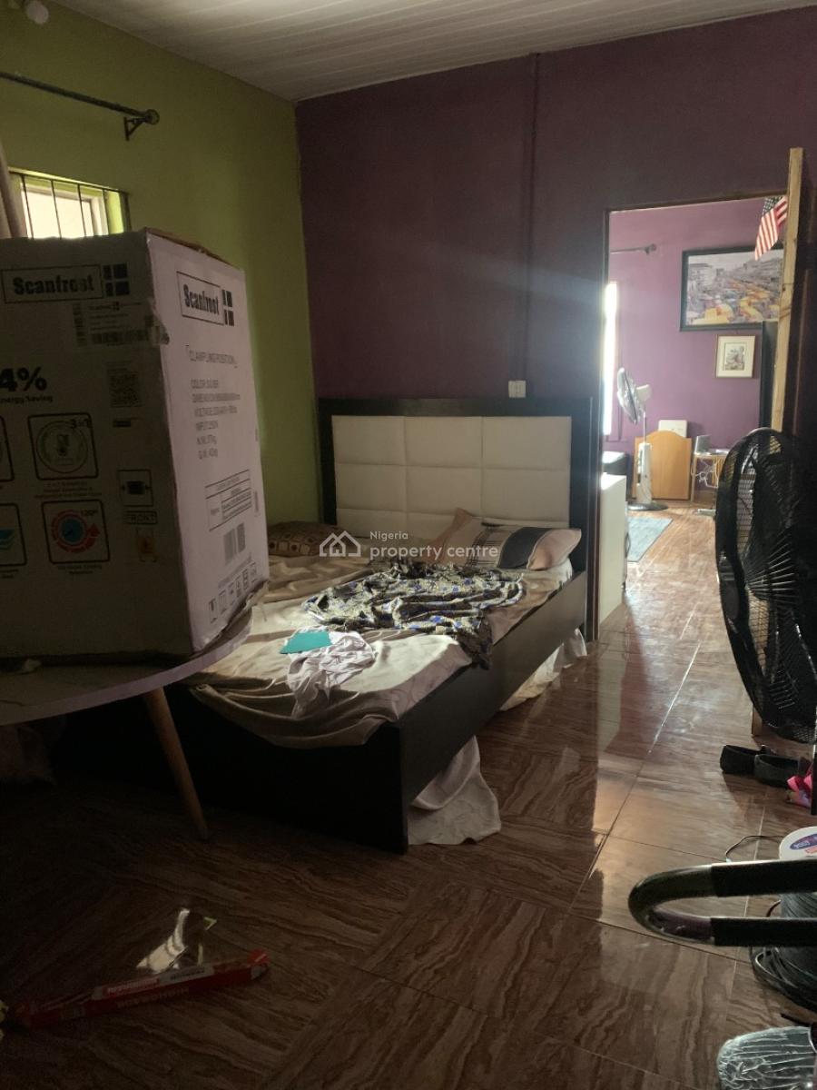 a Well Maintained 2 Bedroom Flat, Orchid Road, Lekki Phase 2, Lekki, Lagos, Flat / Apartment for Rent