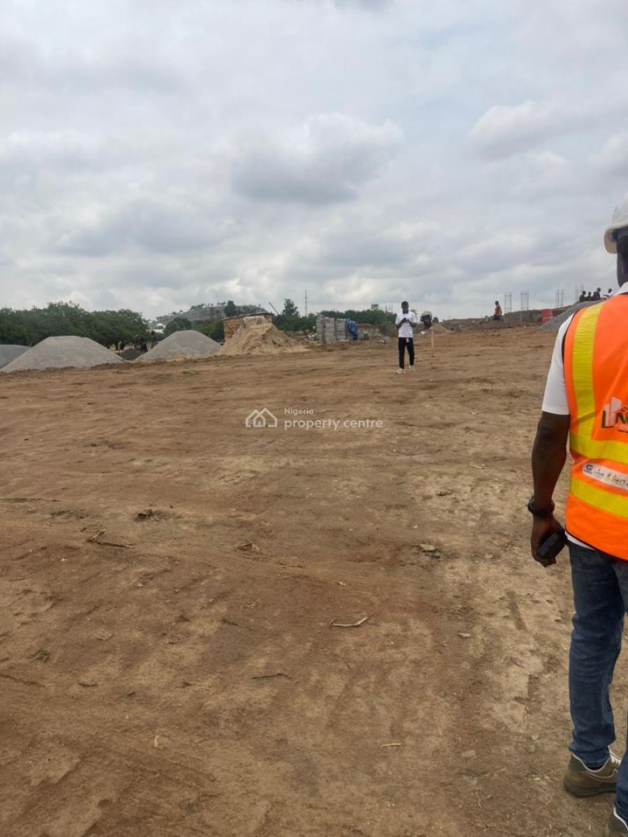 250sqm of Residential Plot for  4 Bedroom Terrace Duplex with C of O, Waru, Apo, Abuja, Residential Land for Sale