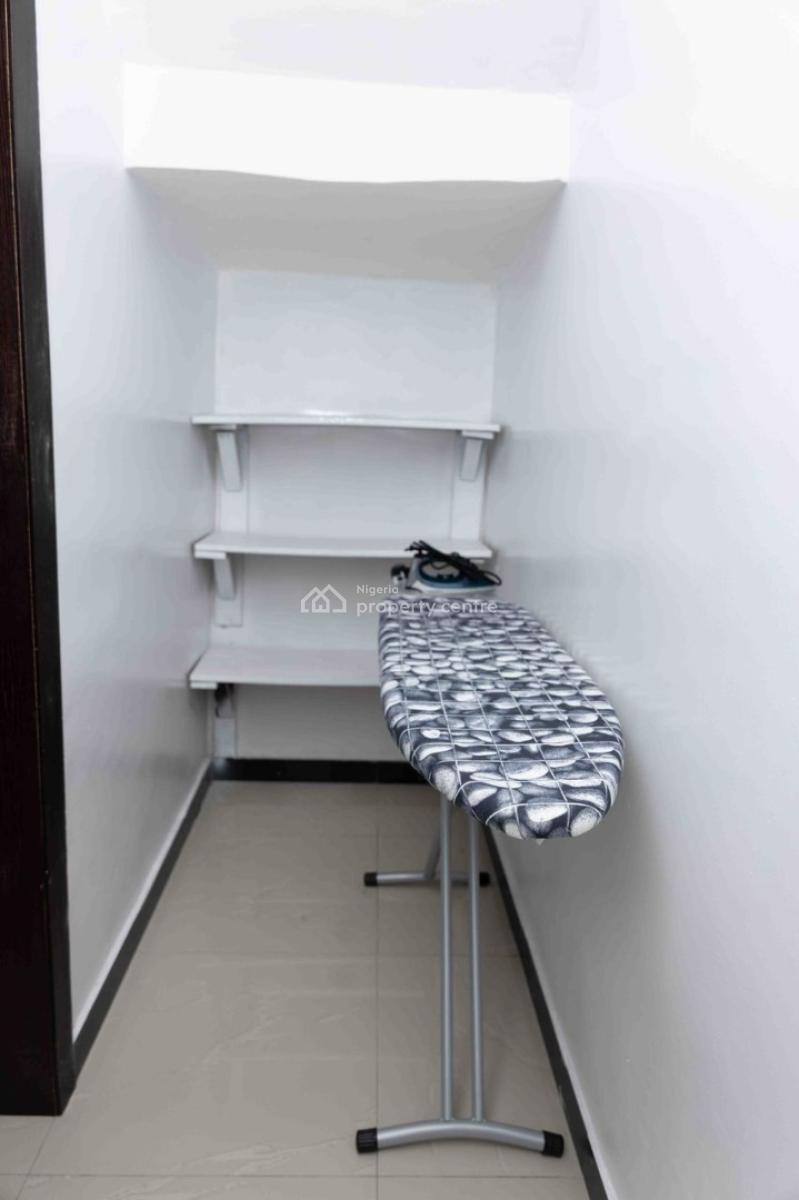 Luxury 3 Bedroom Apartment, Chevron, Lekki, Lagos, Flat / Apartment Short Let