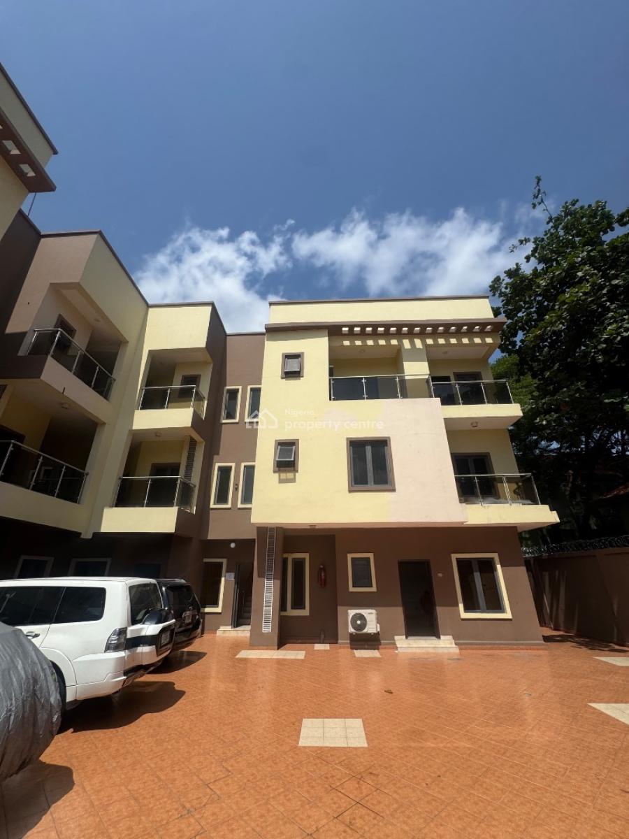 2 Bedroom Apartment, Lekki Phase 1, Lekki, Lagos, Flat / Apartment for Rent