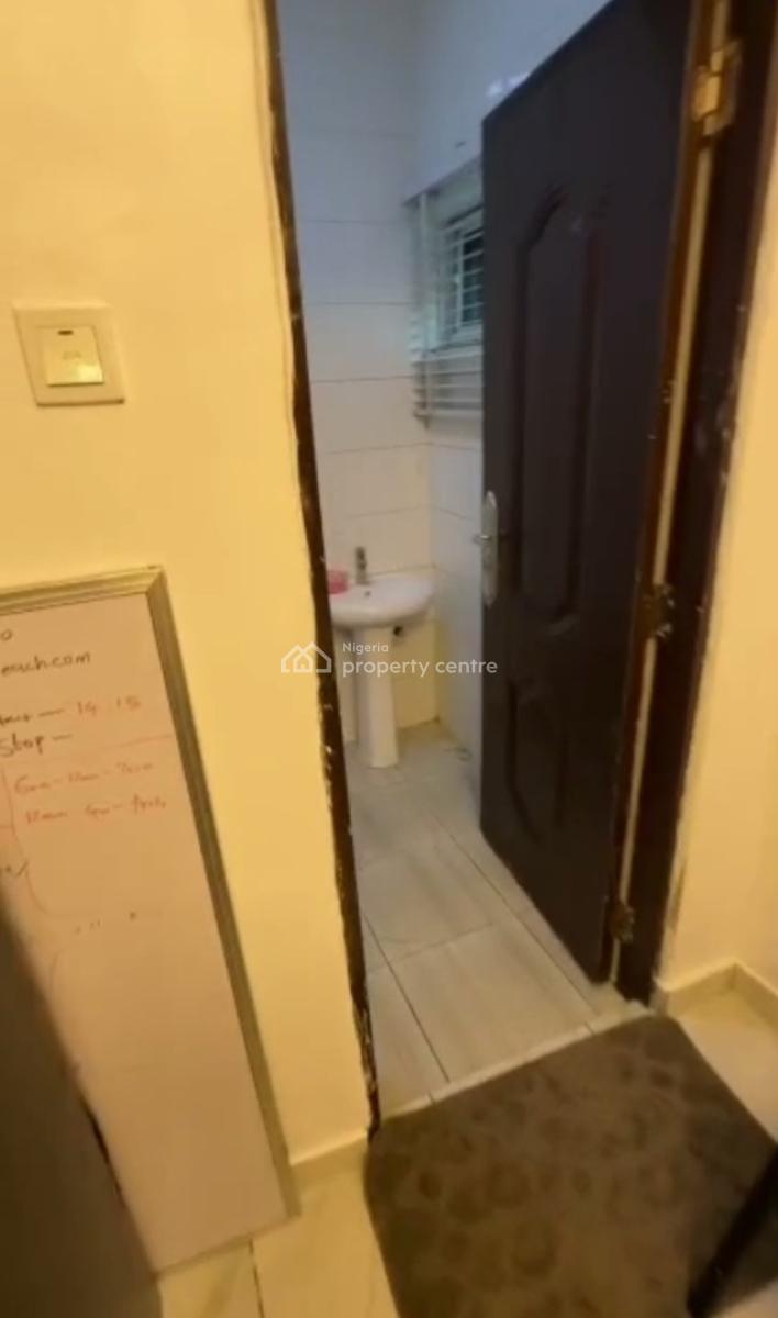 Fully Furnished, Executive Magnificent Spacious 2 Bedroom Apartment, Joseph Harrison, Yaba, Lagos, Flat / Apartment for Rent