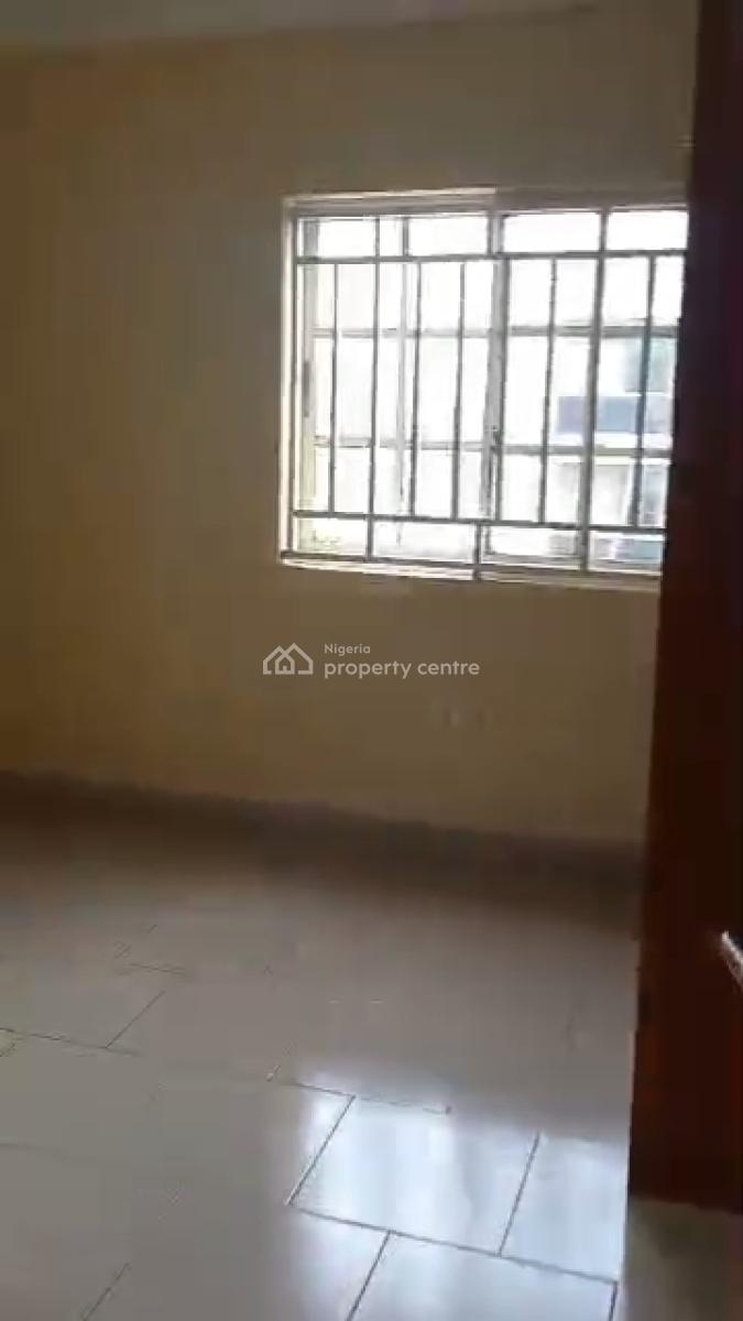 Lovely Spacious 3 Bedroom Apartment (ensuite, 2nd Floor), Adeniyi Jones, Ikeja, Lagos, Flat / Apartment for Rent