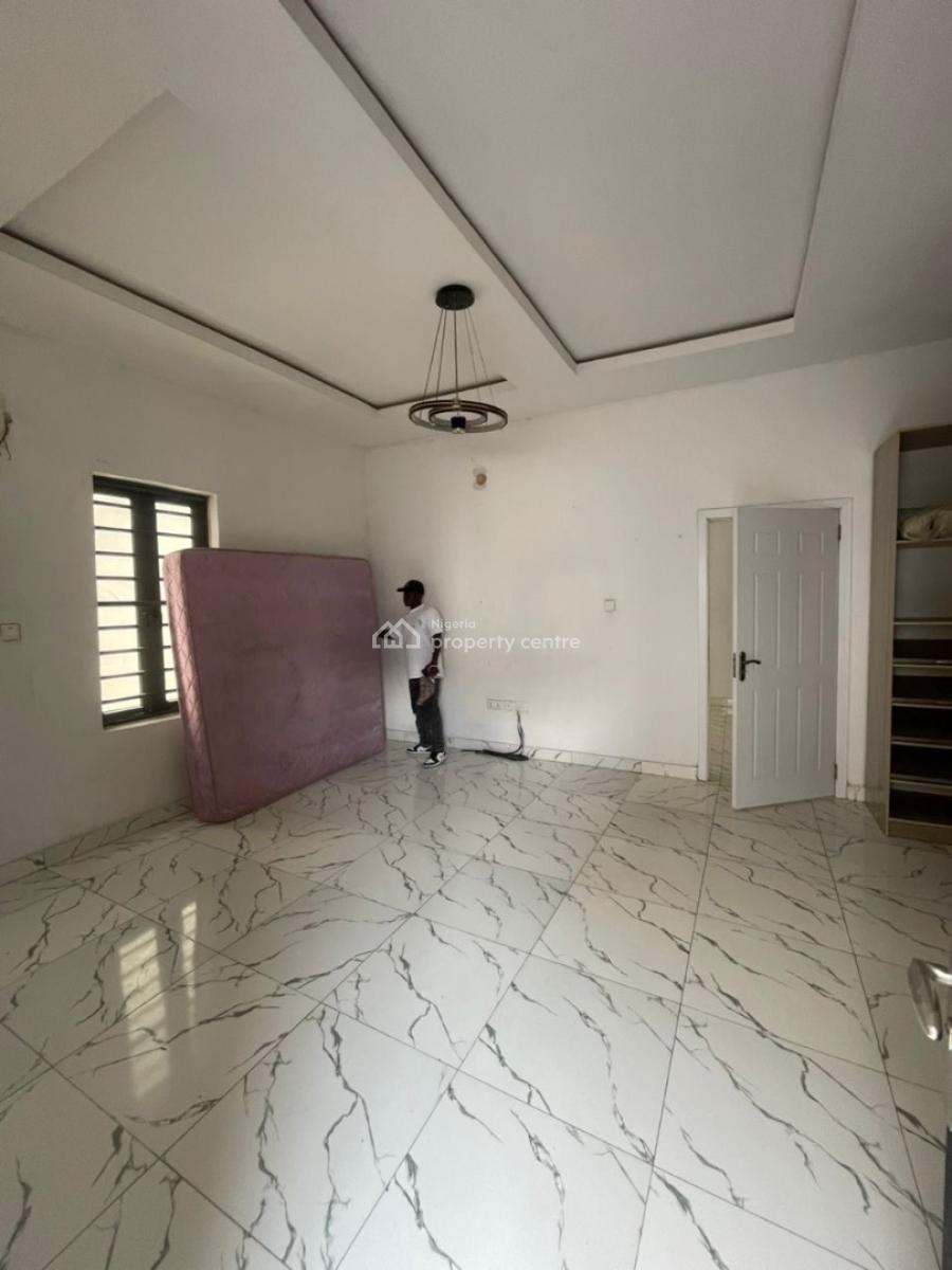 Amazing Well Used 4 Bedroom Terrace Duplex, Ikota, Lekki, Lagos, Terraced Duplex for Sale