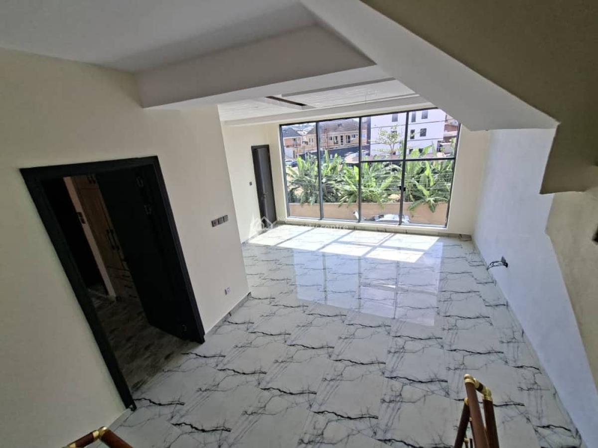 Solidly Built 4 Bedroom Town House with Bq, Off Tokunbo Macaulay, Emmanuel Keshi Magodo Gra Phase 2, Gra Phase 2, Magodo, Lagos, Terraced Duplex for Sale