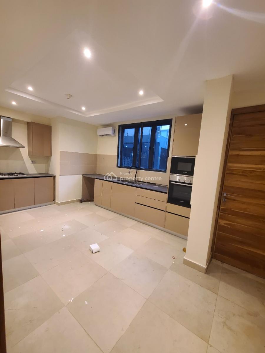 Luxury 3 Bedroom Apartments with Excellent Facilities, Admiralty Road, Off Freedom Way, Lekki Phase 1, Lekki, Lagos, Flat / Apartment for Sale