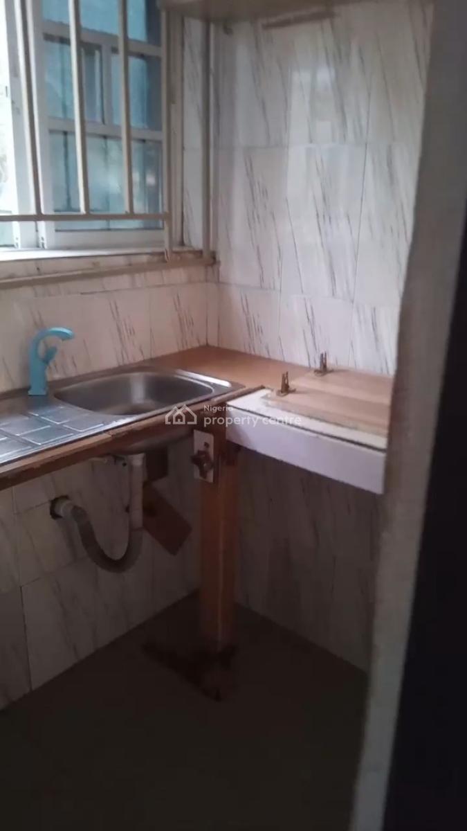 Well Maintained  Spacious Mini Flat, Ogombo, Ajah, Lagos, Mini Flat (room and Parlour) for Rent