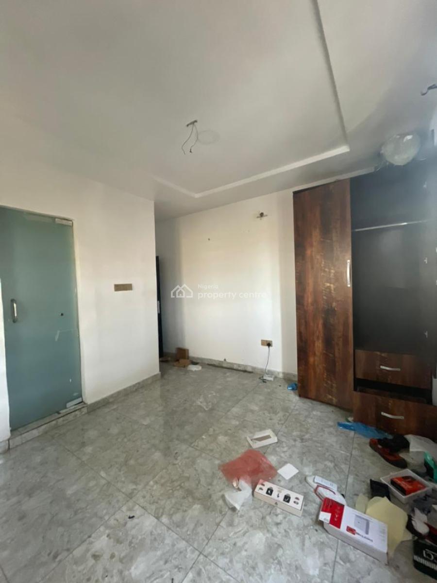 Mini Flat in a Serene Neighbourhood - Upstairs, Canaan Estate, Sangotedo, Ajah, Lagos, Mini Flat (room and Parlour) for Rent