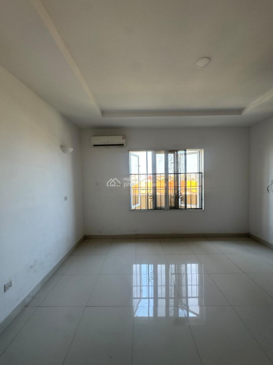 3 Bedroom Terrace, Lekki Phase 1, Lekki, Lagos, Terraced Duplex for Rent