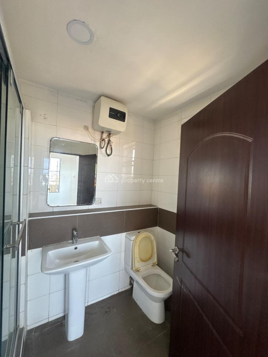 3 Bedroom Terrace, Lekki Phase 1, Lekki, Lagos, Terraced Duplex for Rent