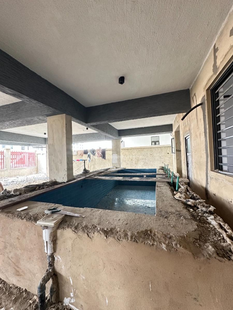 Beautiful 2 Bedroom Service Apartment with Gym & Swimming Pool, Lekki Phase 1, Lekki, Lagos, Flat / Apartment for Sale