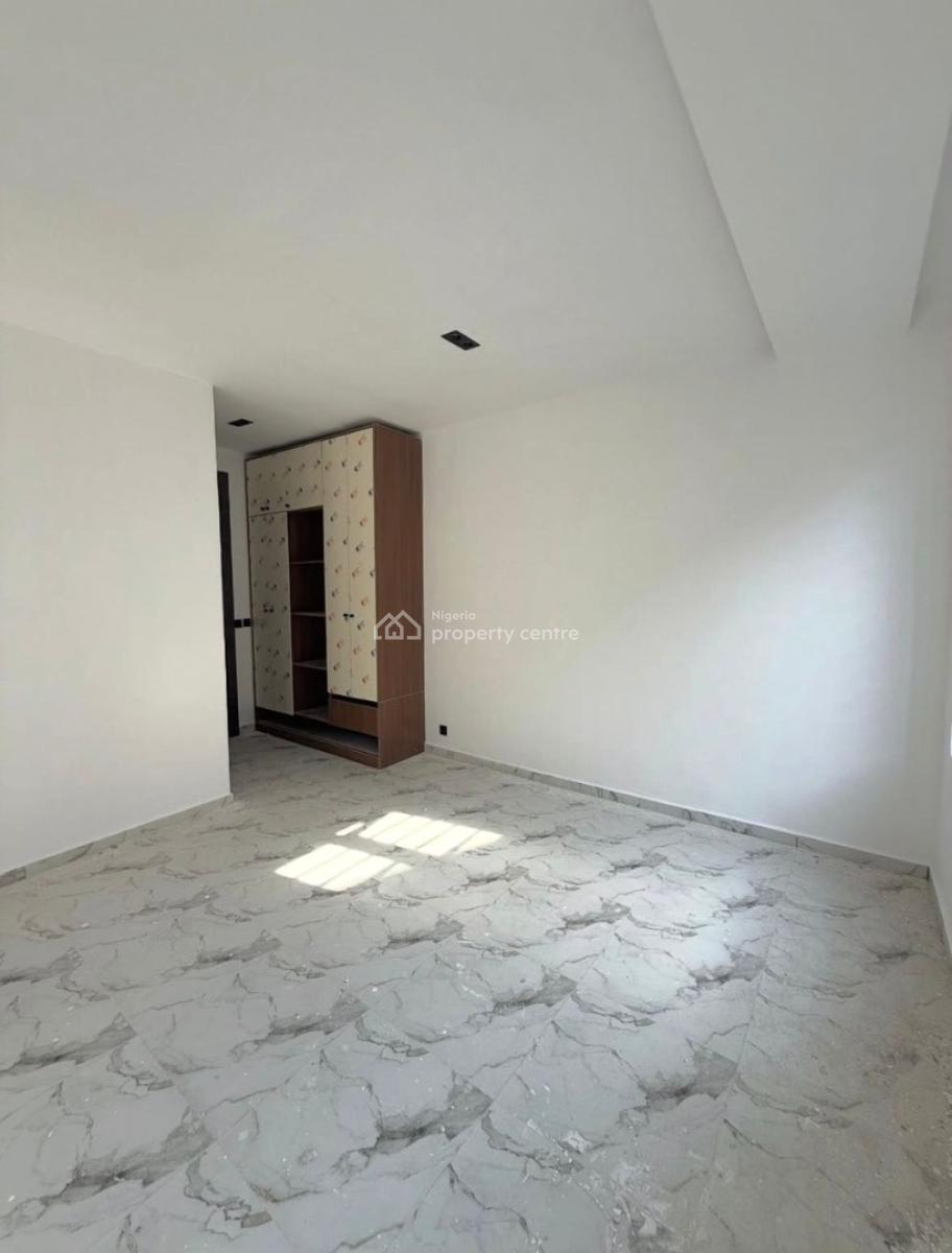 Brandnew 2 Bedroom Flat with Fitted Kitchen, Bq and Pool, Lekki, Lagos, Flat / Apartment for Rent