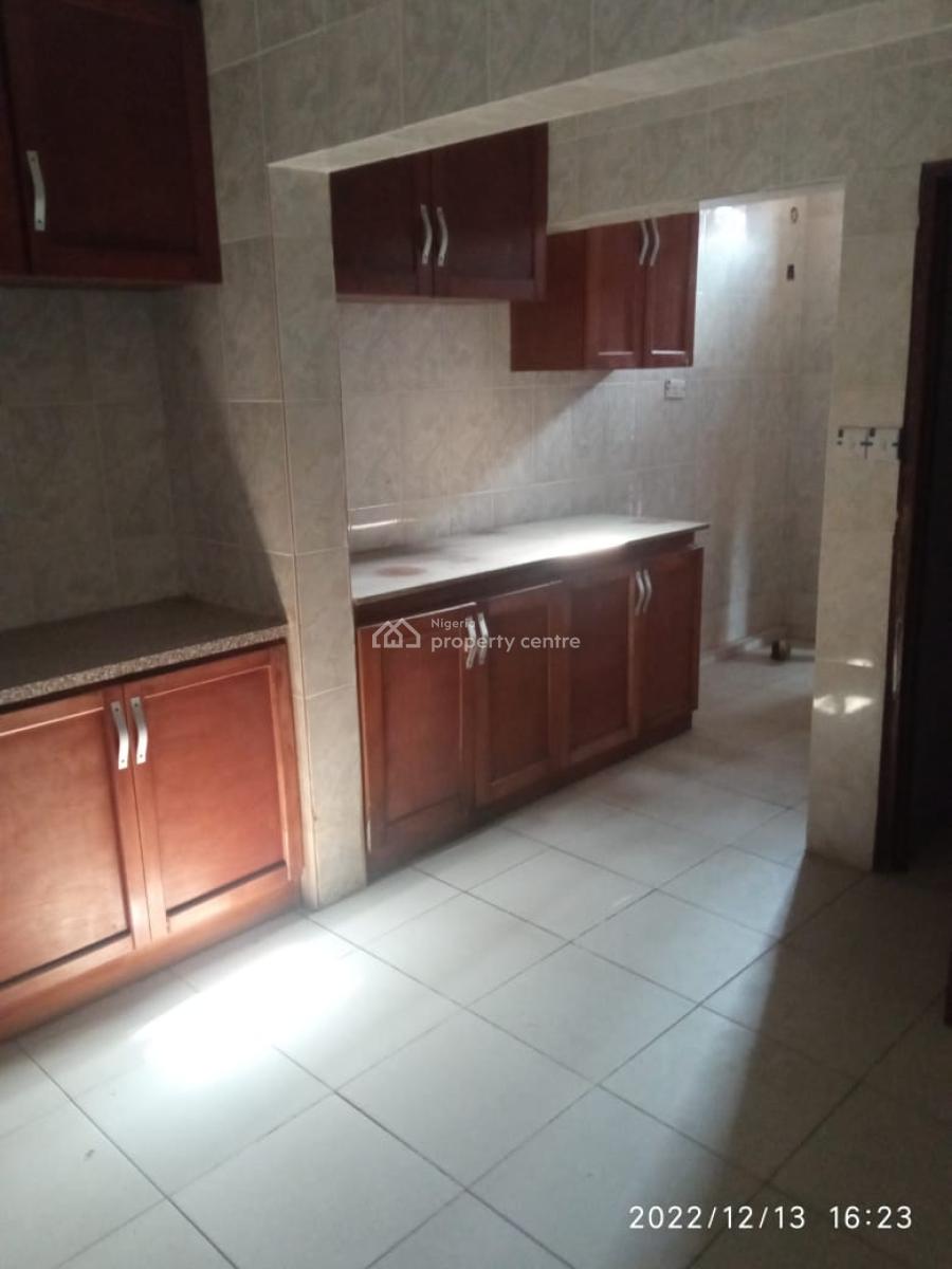 4 Bedroom Semi Detached Duplex, 5th Ave, Festac, Amuwo Odofin, Lagos, Semi-detached Duplex for Sale