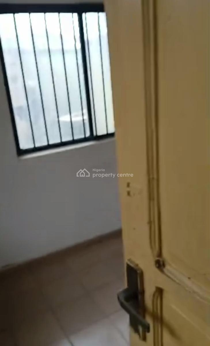 Decent Clean One Bedroom Apartment, Adelabu, Surulere, Lagos, Mini Flat (room and Parlour) for Rent