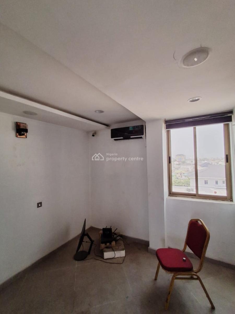 Well Finished 3 Rooms Office Space Penthouse, Akiogun Road, Oniru, Victoria Island (vi), Lagos, Office Space for Rent