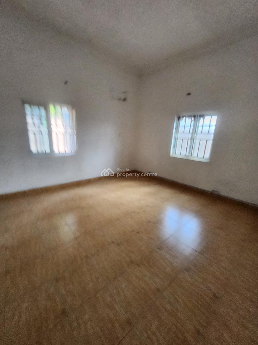 Clean Spacious 3 Bedroom Flat, Ground Floor, Tarred Rd, Wuye Main(tarred Road, Wuye, Abuja, Flat / Apartment for Rent