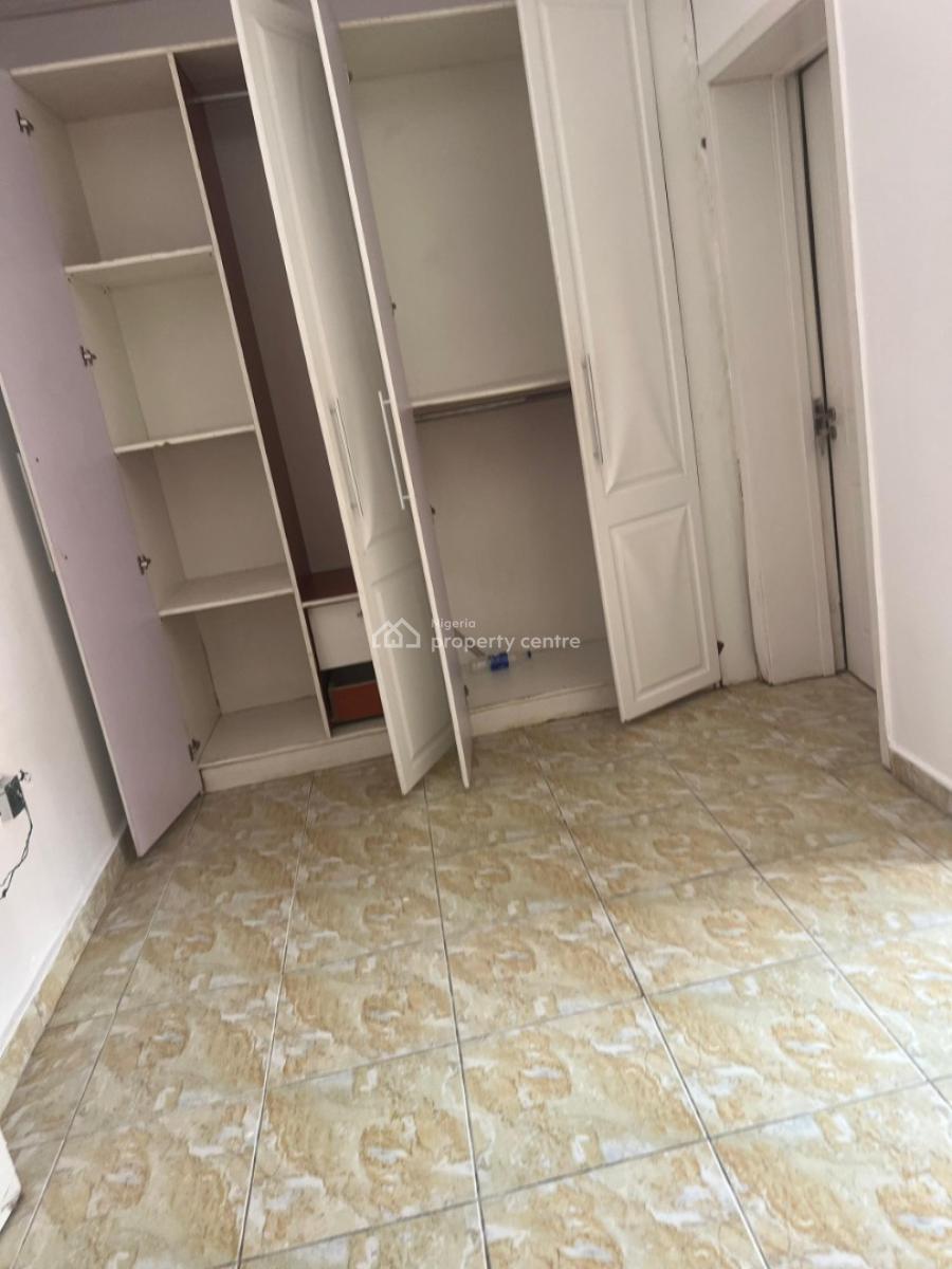 a Spacious 4-bedroom Terrace with Bq., Chevron Drive, Lekki, Lagos, Terraced Duplex for Rent