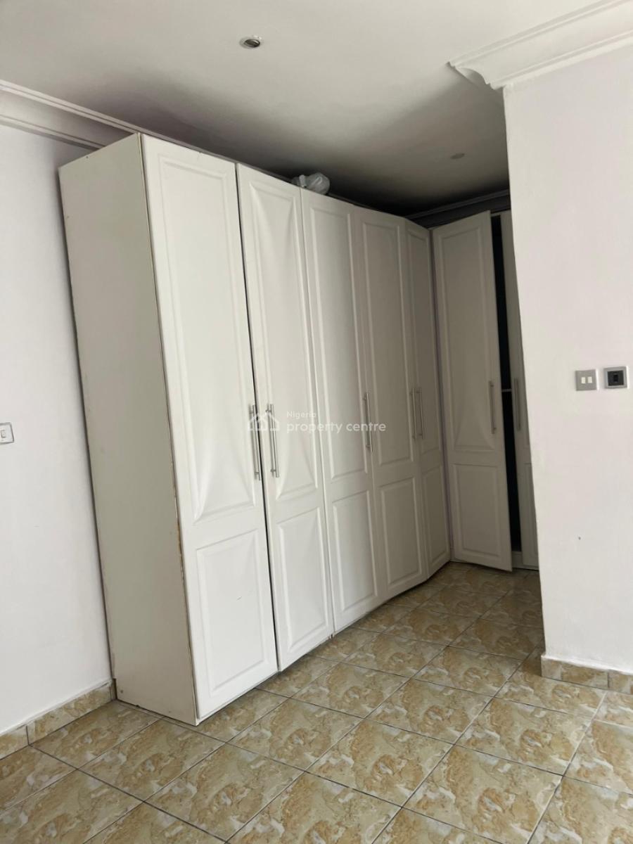 a Spacious 4-bedroom Terrace with Bq., Chevron Drive, Lekki, Lagos, Terraced Duplex for Rent