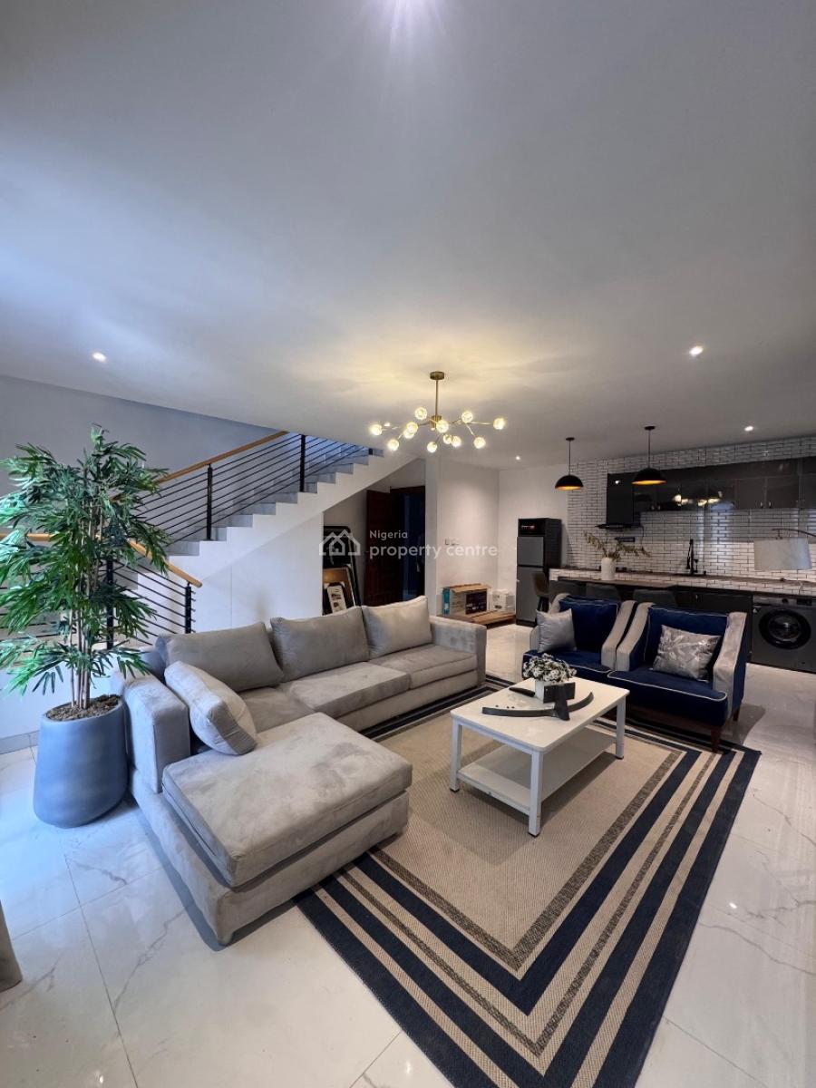 2 Bedroom Maisonette, Lekki Phase 1, Lekki, Lagos, House for Rent