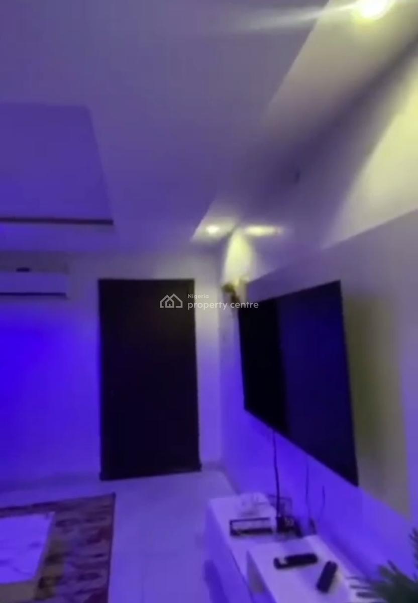 Relatively New New Fully-furnished 2 Bedroom Upstairs Apartment, Soluyi, Gbagada, Lagos, Flat / Apartment for Rent