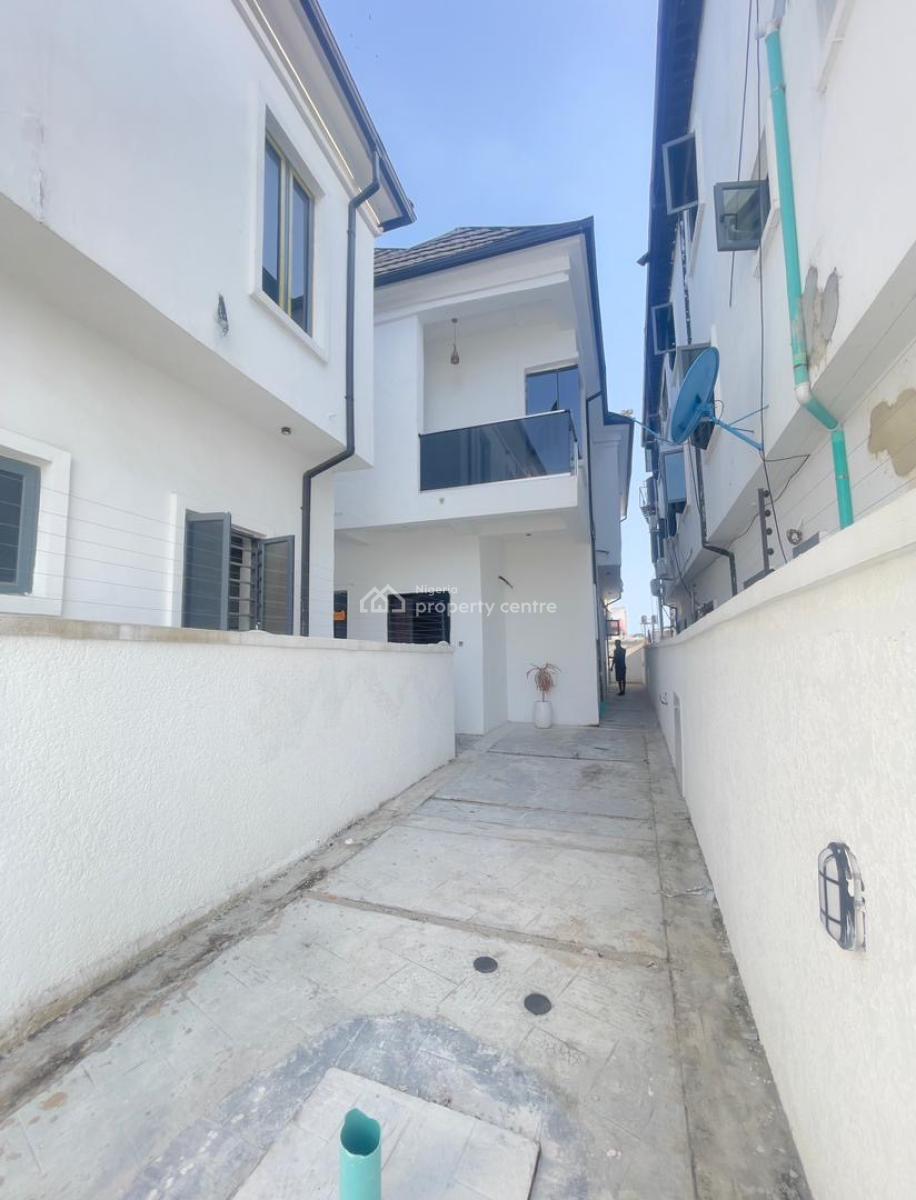 Spacious 4 Bedroom Semi Detached Duplex with Bq, Ajah, Lagos, Semi-detached Duplex for Sale