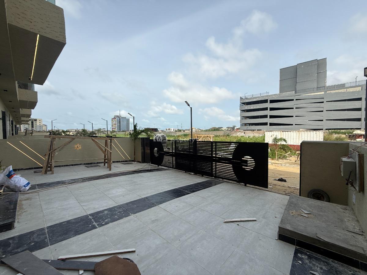 5 Bedroom Terrace Available, Lekki Phase 1, Lekki, Lagos, Terraced Duplex for Sale